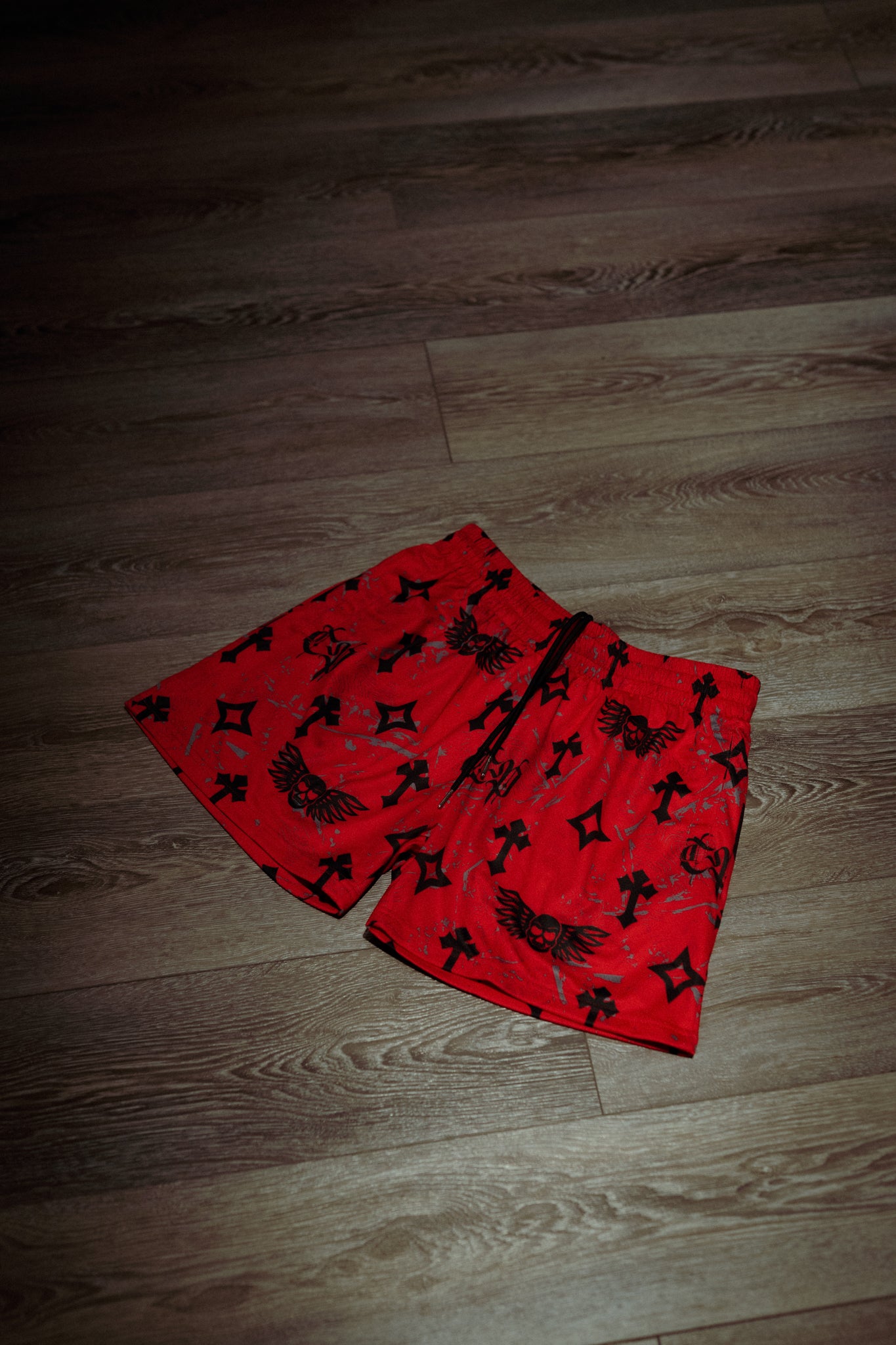 Bleak Midwinter shorts- Red/ Gray paint